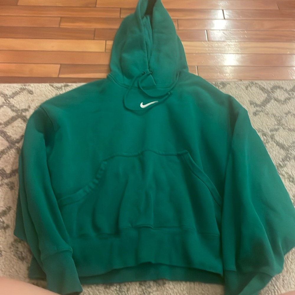 Green vintage Nike hoodie